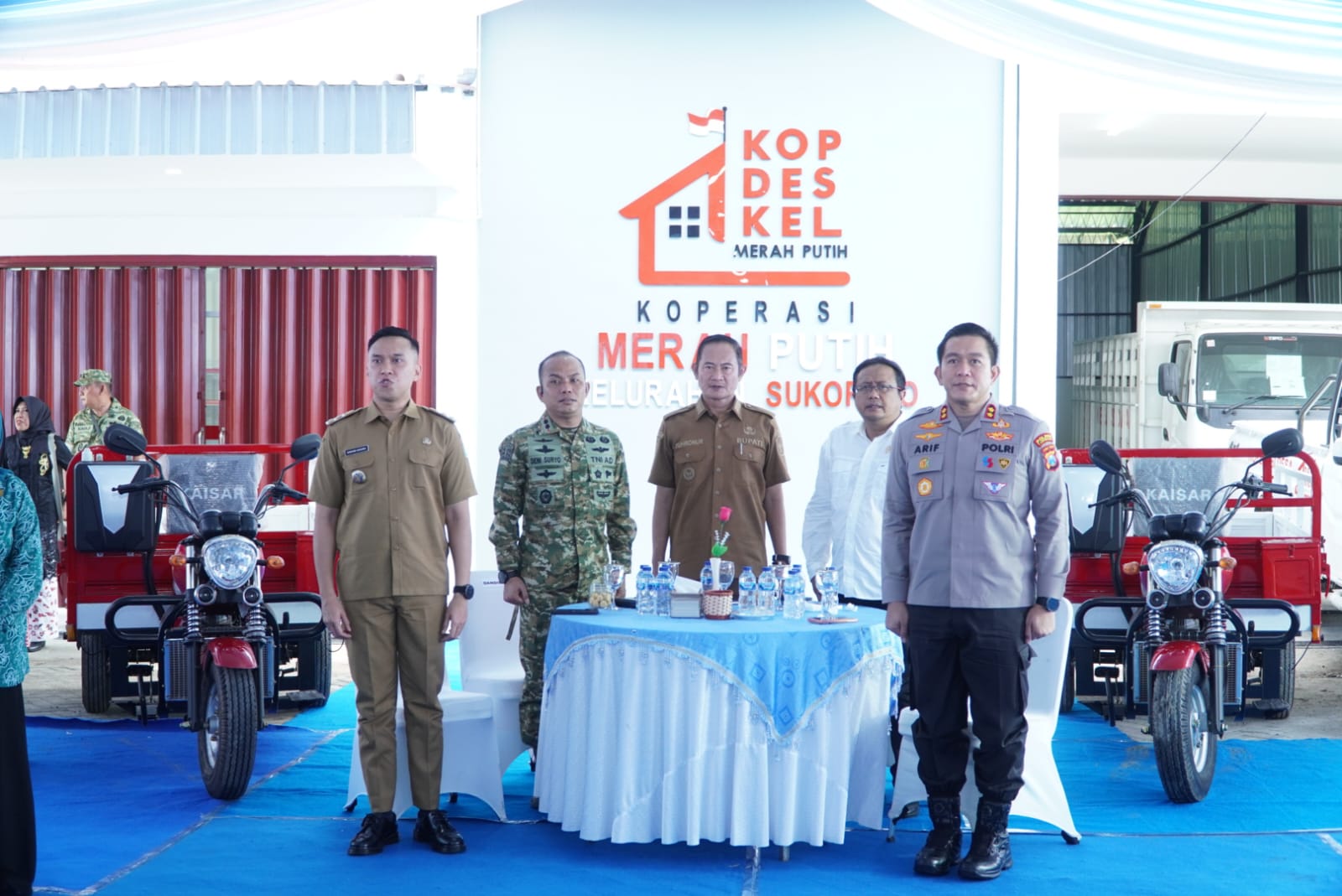 90 Merah Putih Cooperatives in Lamongan Officially Begin Operations