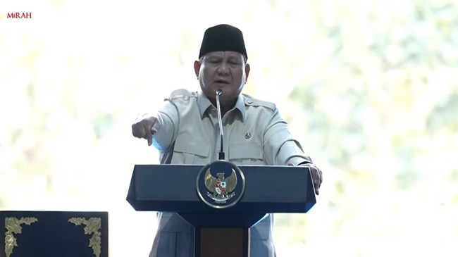 Prabowo Praises 'Miracle Carbon' Corn Cob Charcoal Innovation by Indonesian Police