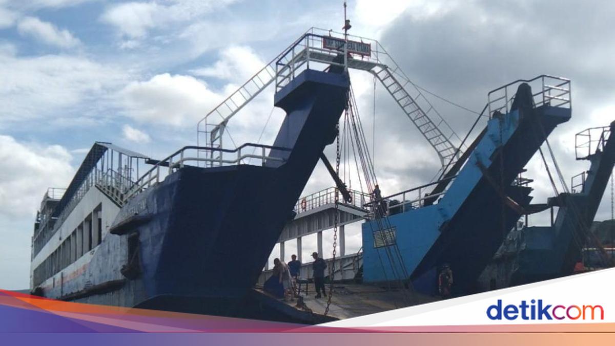 Stranded Ship in Gilimanuk Evacuated, Vehicle Queues Begin to Ease