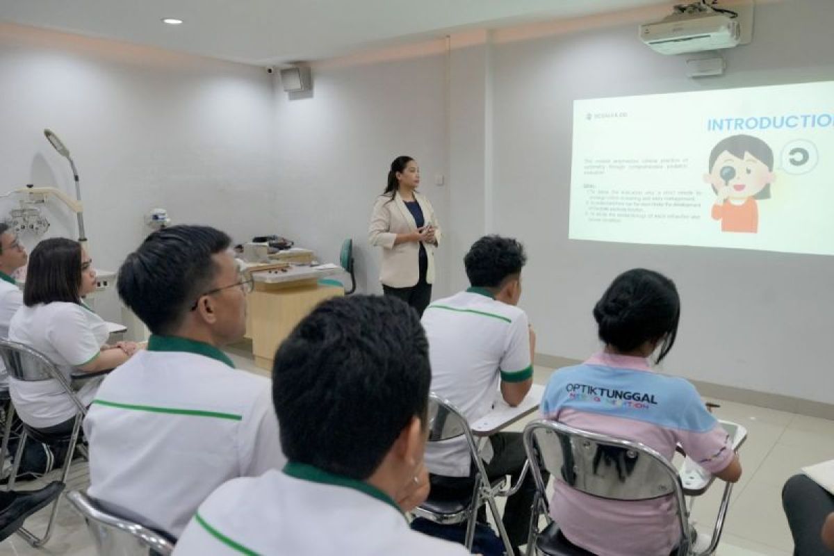 Optik Tunggal Enhances Optometrist Competency Through Pediatric Vision Care Training