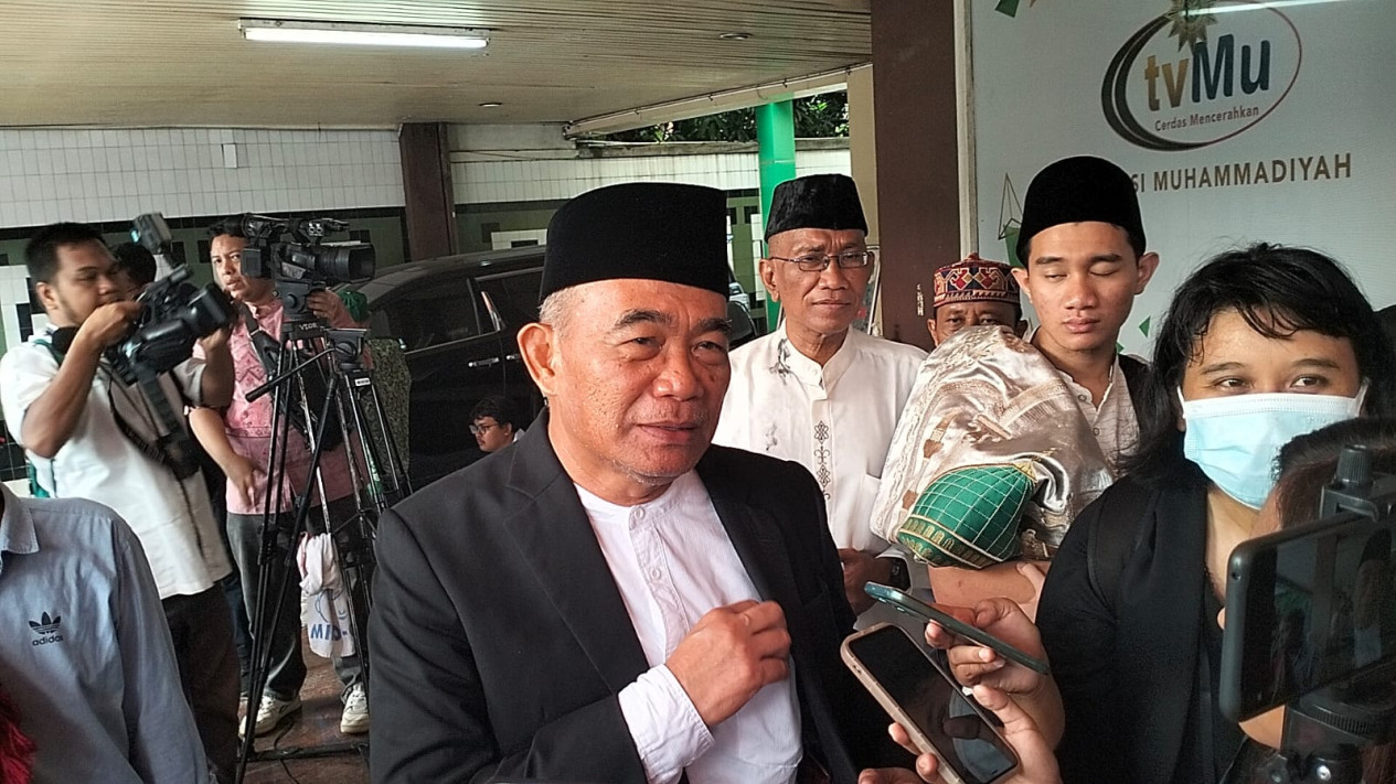 KPK: Muhadjir Effendy Requests Postponement of Examination in Hajj Quota Corruption Case