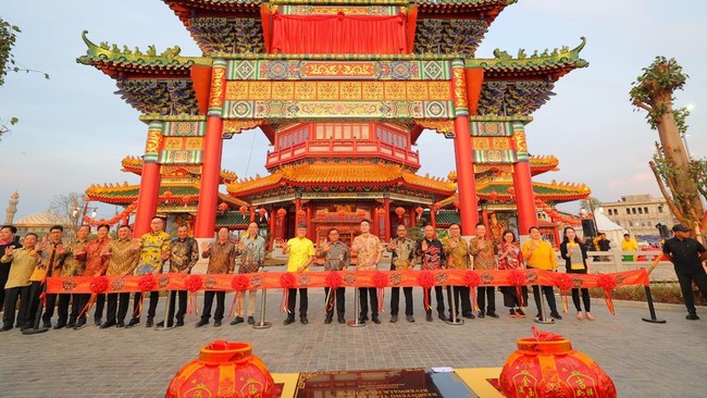 12,000 Devotees Attend Inauguration of Tian Fu Gong Temple in PIK