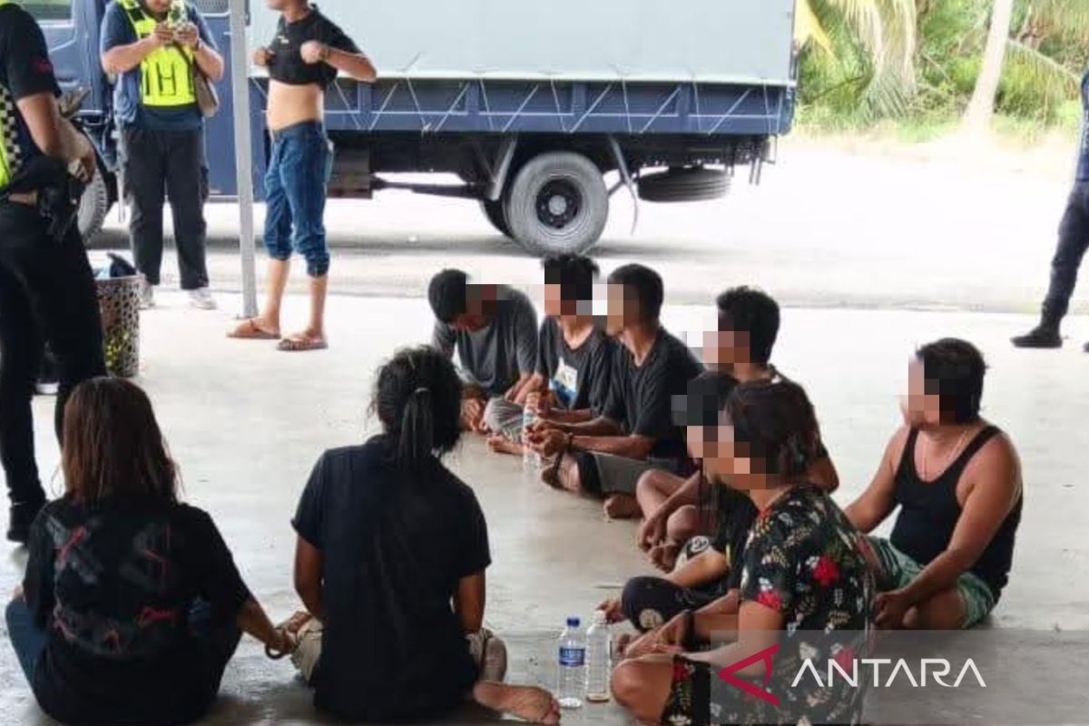 Illegal migrant vessel sinks again in Malaysian waters