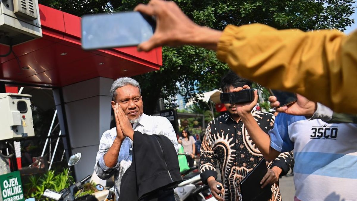 Heri Black Remains Tight-Lipped Following KPK Interrogation Regarding Customs Case
