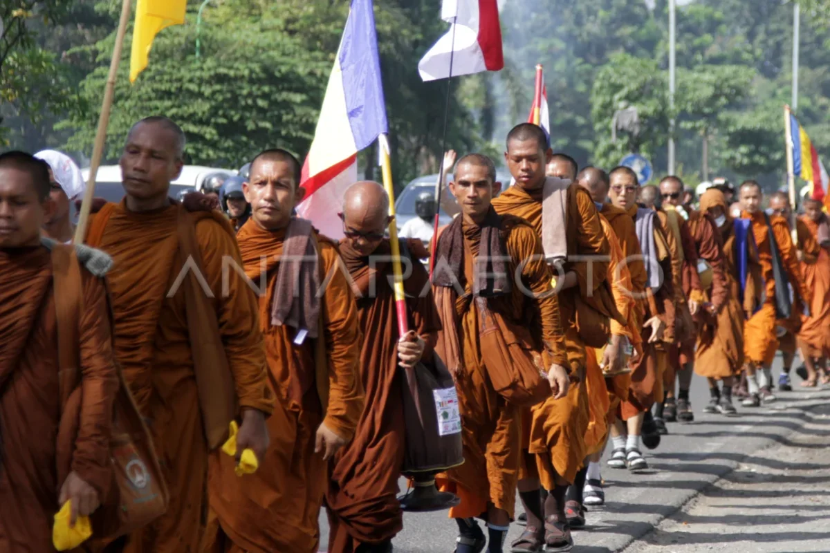 Indonesia Walk for Peace Promotes Religious Tolerance and National Unity