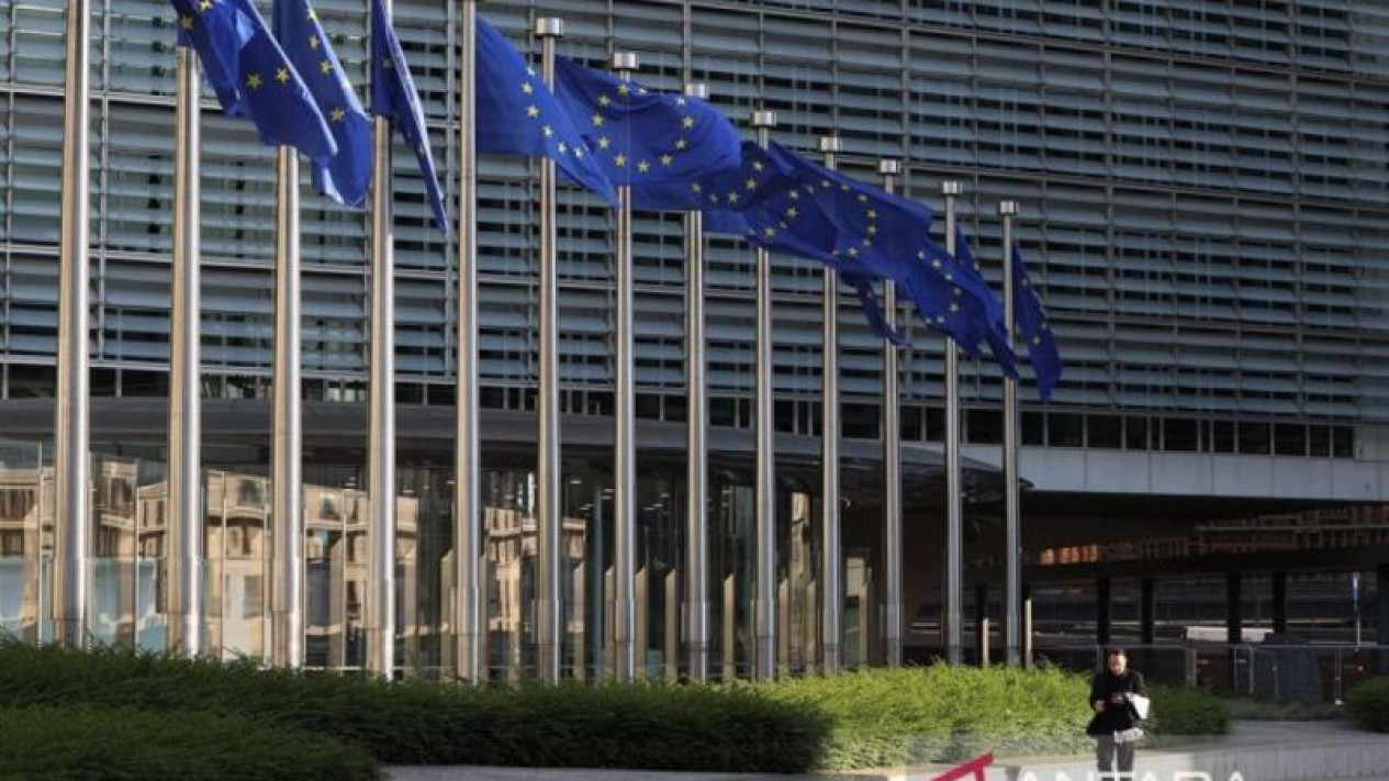 Russia: European Union Struggling