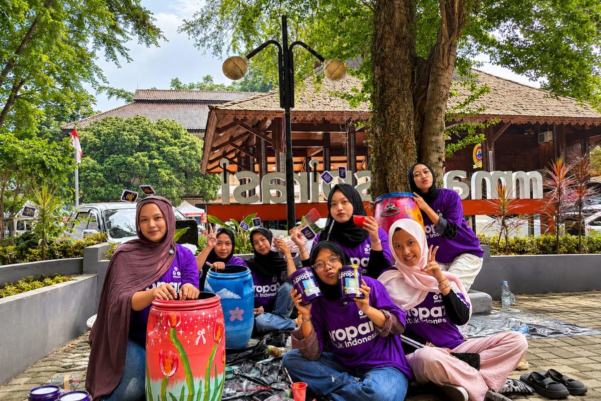 Bin Painting Competition in Cimahi Encourages Environmental Awareness