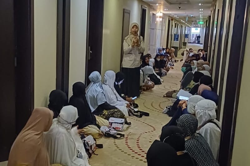 Ahead of Hajj Peak, Female Pilgrims at Padang Embarkation Receive Special Guidance on Fiqh Regarding Menstruation
