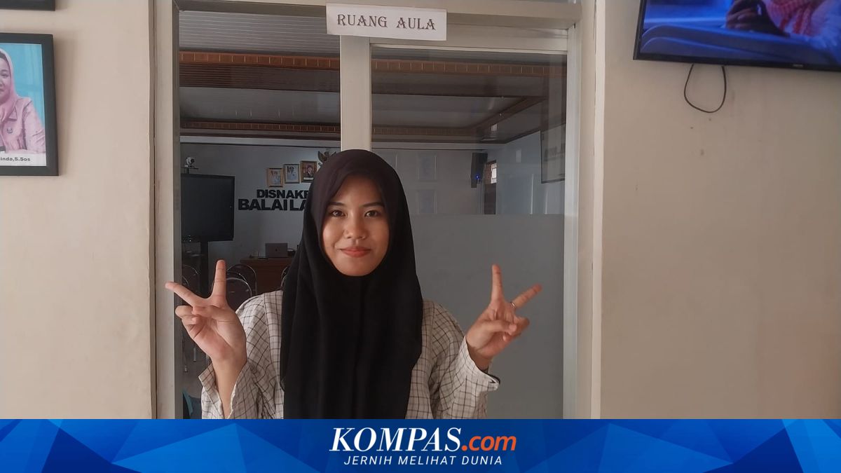 From Numbers to Creative Content: Ratih's Career Journey at Bogor Vocational Training Centre