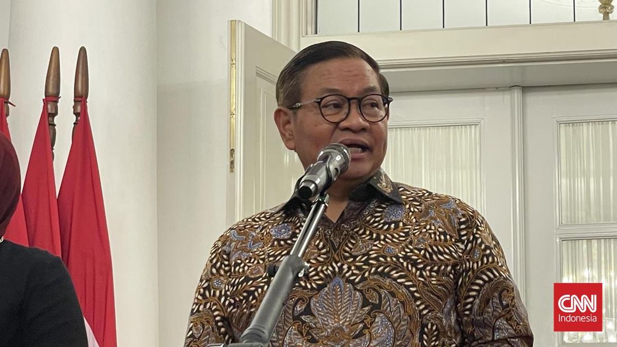 To Curb Street Brawls, Pramono Inaugurates Boxing Ring Under Pasar Rebo Flyover