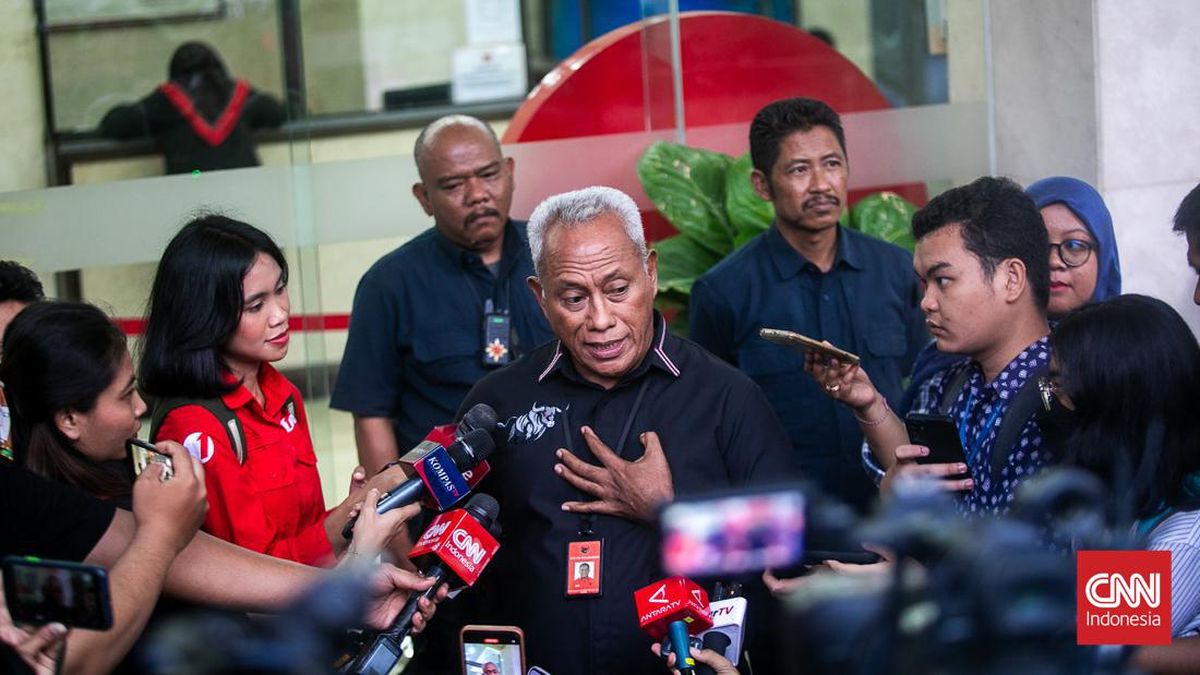 PDIP Reminds Prabowo of His Claim That Villages Do Not Use Dollars: Prices of Goods Rise