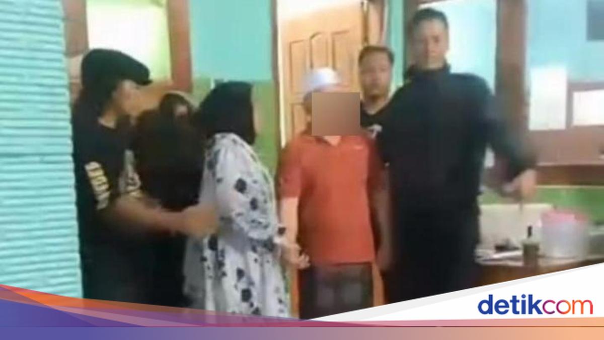 Viral video shows Ponorogo kiai allegedly abusing dozens of male students