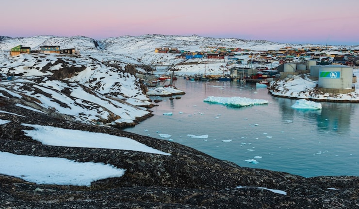 Why Is the Arctic Warming Faster? A Scientific Explanation Beyond the Albedo Effect