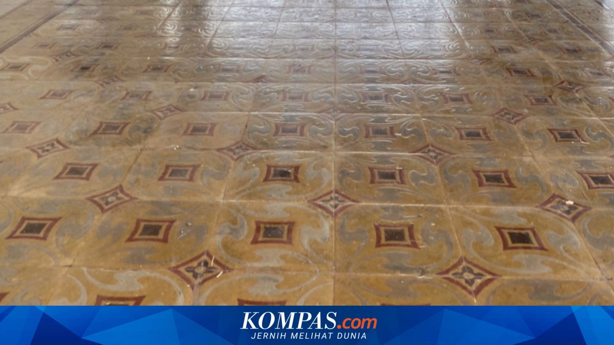 Tegel Tiles, Like Ceramic Tiles, Must Be Soaked Before Fitting