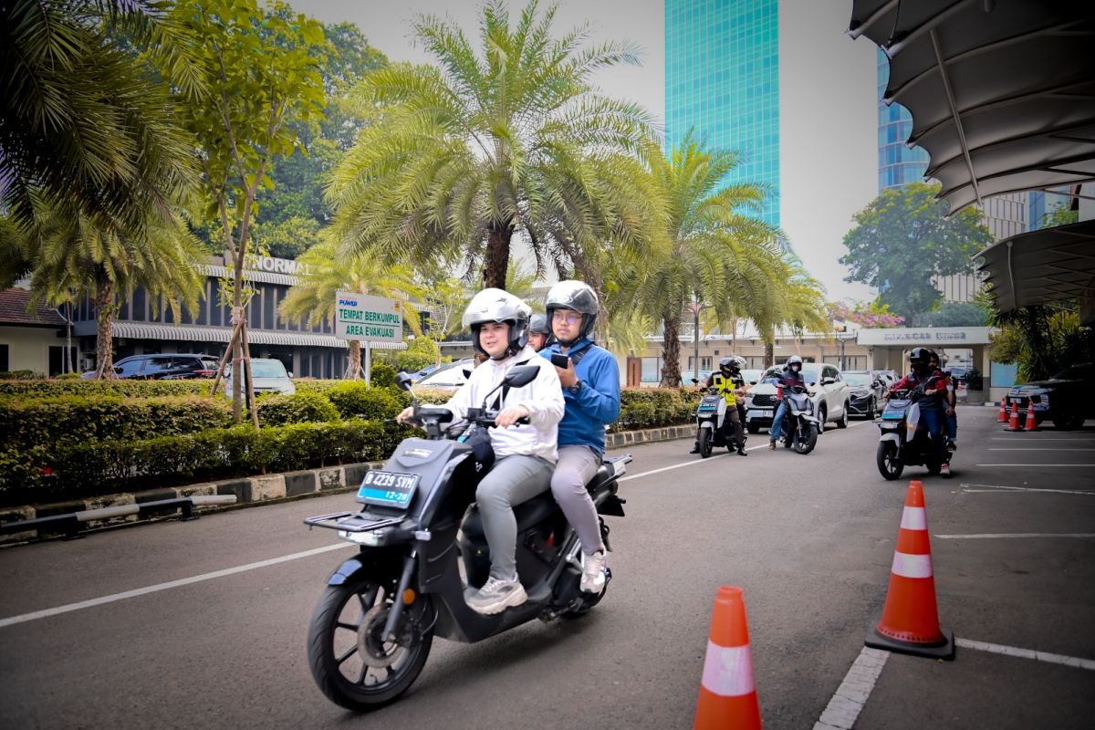 PLN IP records 4.1-tonne CO2e emission reduction through Clean Energy Day