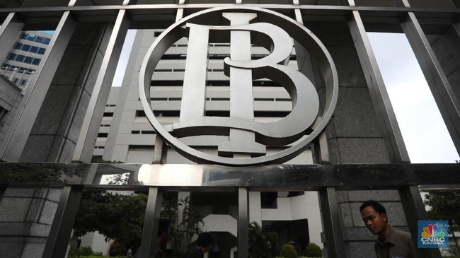 Rupiah No Longer on the Mend; BI Rate Expected to Rise Starting Tomorrow