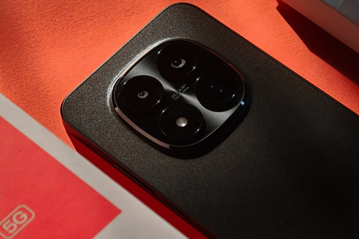 With a 200 MP camera and a 6500 mAh battery, here is the price of the Xiaomi Redmi Note 15 Pro Plus