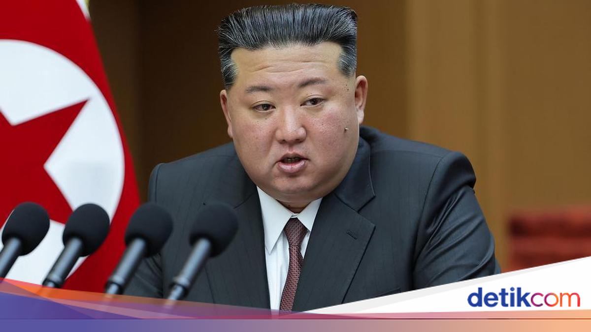 North Korea Alters Constitution: Removes Reunification Target, Labels South Korea 'Enemy State'