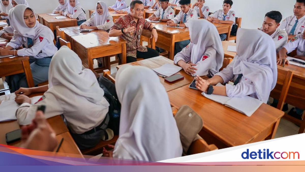 Central Java Provincial Government Inaugurates the First SMA Negeri on the Slopes of Merapi