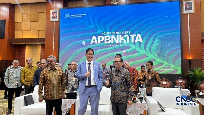 Purbaya's Tale About Customs Officers Makes Prabowo Laugh, Read On!
