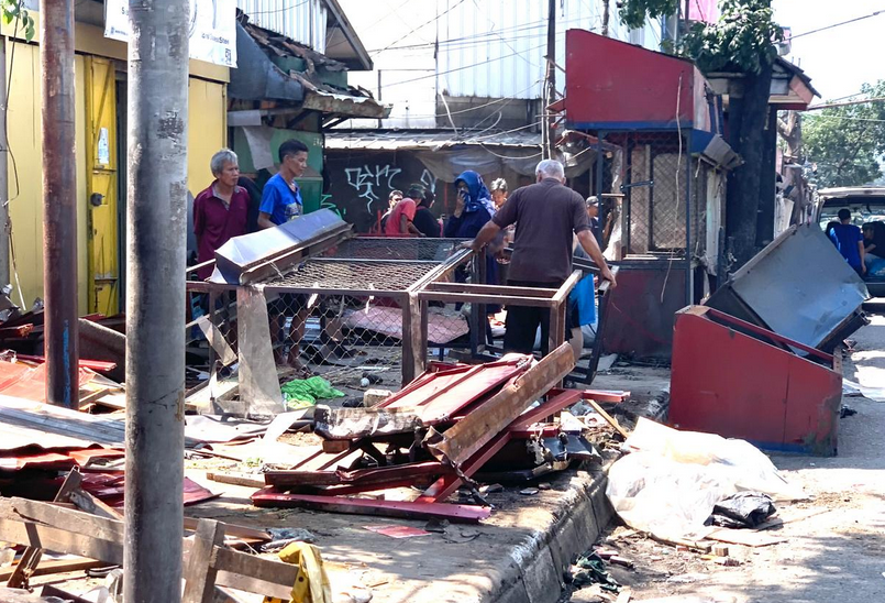 Dedi Mulyadi Proposes Humane Solution for Cicadas Bandung Street Vendors