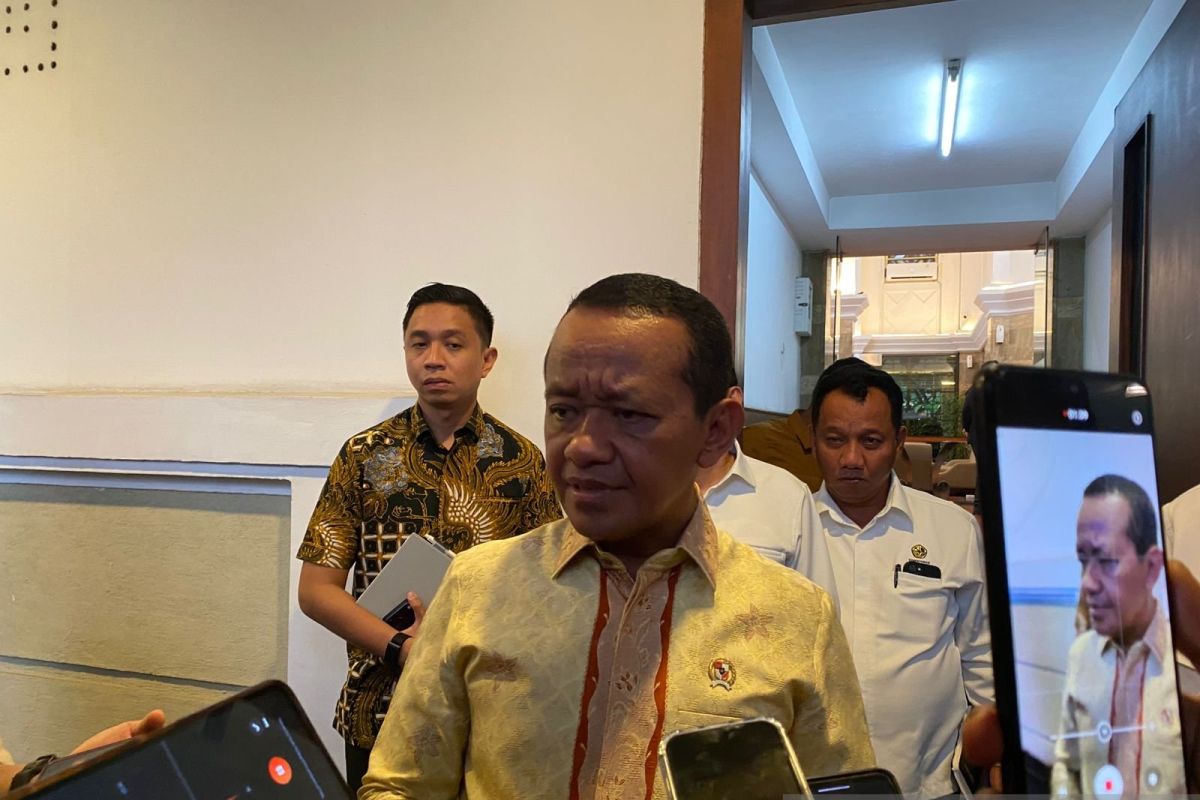 Government Holds Talks with Chinese Mining Firms on Business Obstacles