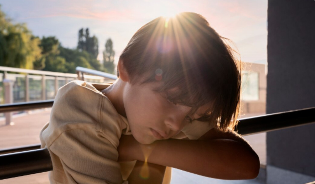 Heat Stroke in Children: Symptoms and Prevention During Extreme Weather