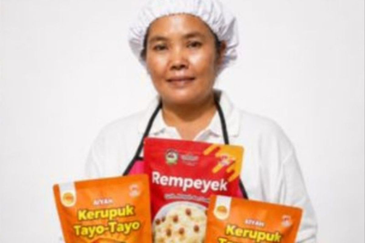 Martalena turns Lake Toba's invasive Red Devil fish into snacks