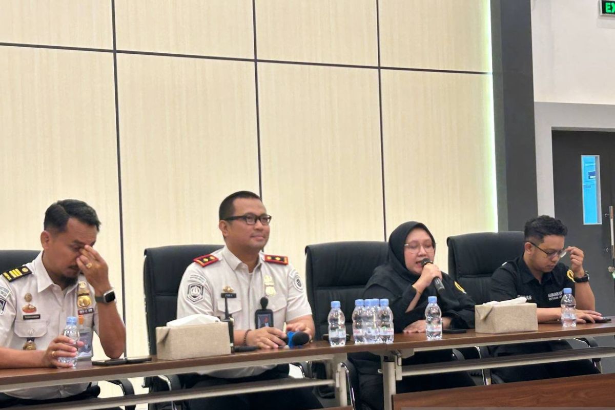 Eazy Passport service boosts passport applications at Palopo Immigration Office
