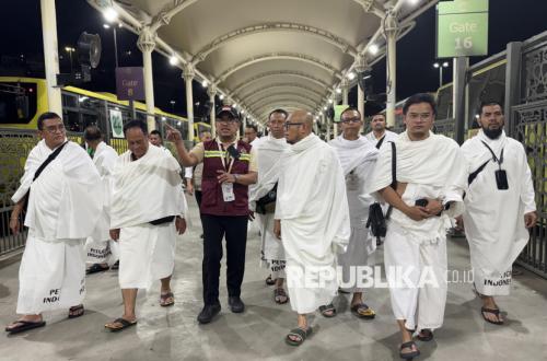 Indonesian Amirul Hajj Delegation Arrives in Makkah, Reviews Hajj Services at Masjid al-Haram
