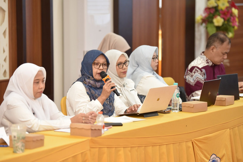 UNG Researcher Pushes Health Governance Towards Net-Zero Emissions — From the Sea