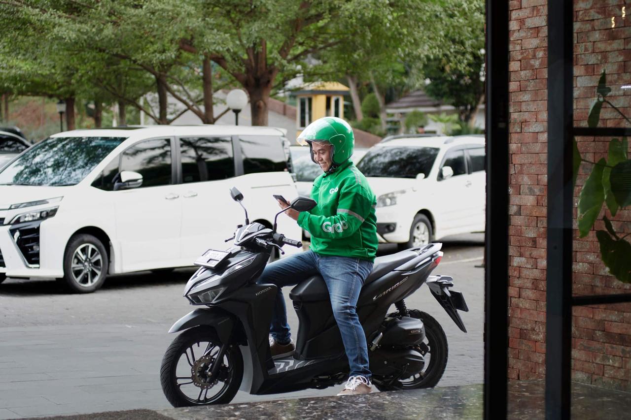 Grab Halts the 'Affordable Access' Subscription Programme for GrabBike Driver Partners