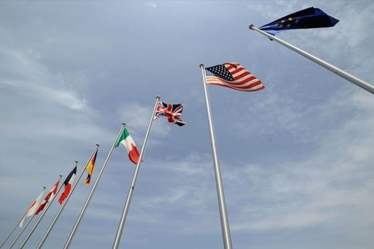 G7 countries urge Ukraine to implement anti-corruption reforms