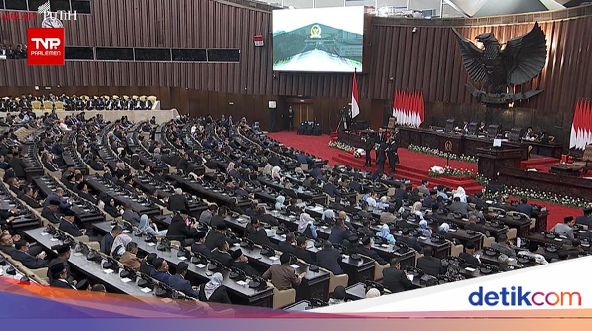 Prabowo to Deliver Live Speech as 451 DPR Members Attend Plenary Session
