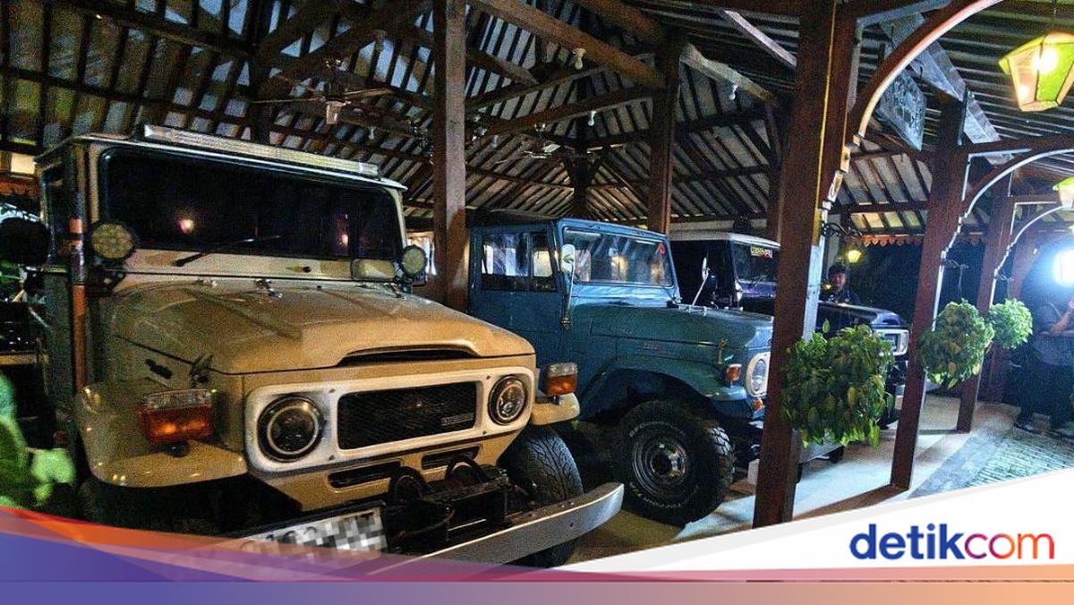 KPK raids Ponorogo Regent Sugiri Sancoko's house, seizes three Toyota Hardtops and one Alphard