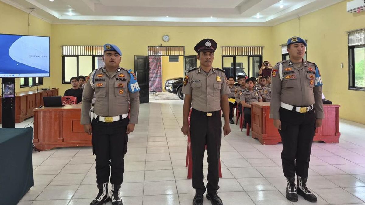 Toba Police Resort officer sacked for acting as a meth courier
