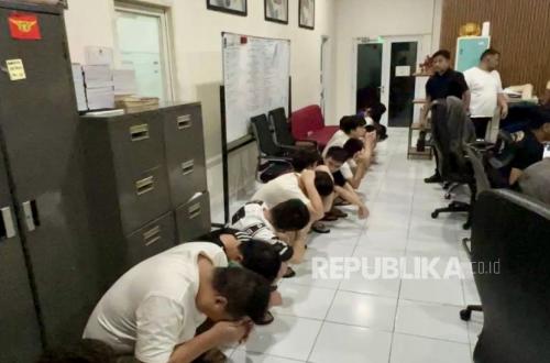 Immigration Dismantles Love-Scamming Syndicate, 19 Foreigners Deported