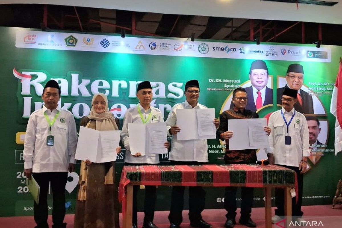 Inkopontren Cultivates Santri Entrepreneurs to Boost the National Economy