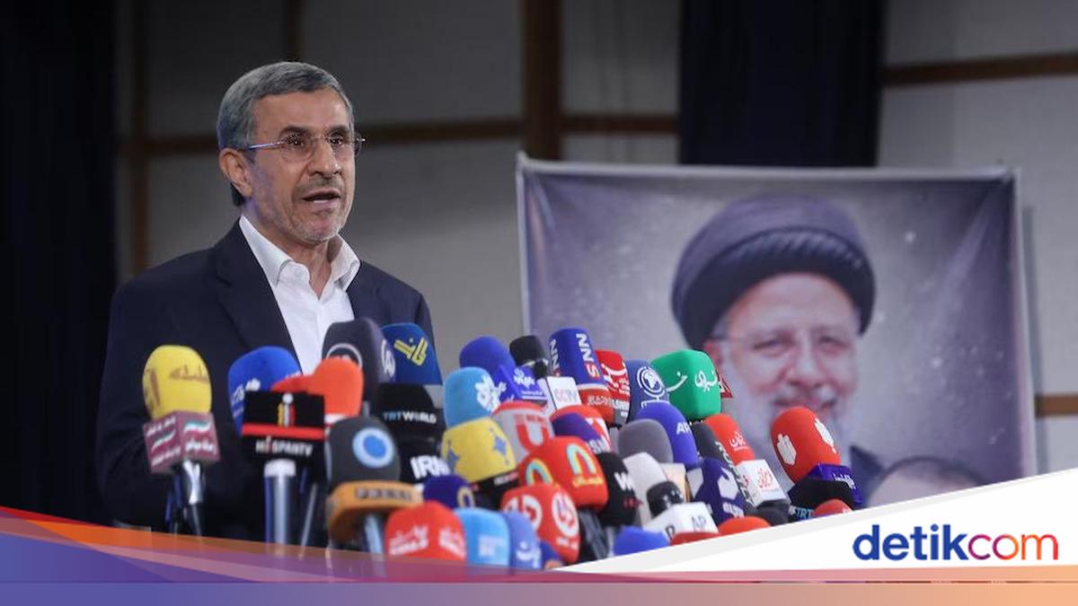 Trump Once Considered Former President Ahmadinejad as Iran's Leader