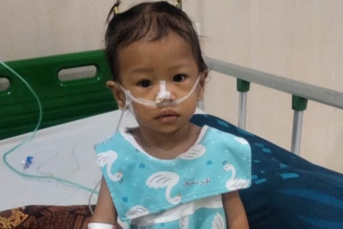 Two-year-old girl in Deli Serdang suffers a congenital heart defect, needs a helping hand