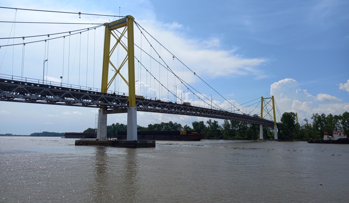 Barito River Upper Reaches Enters Danger Level as Tidal Flooding Ravages Banjarmasin