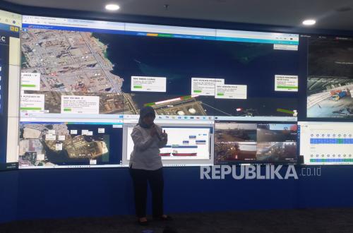 Pupuk Indonesia Command Center Monitors Stock and Distribution in Real Time