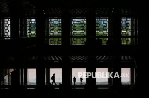The Prophet's Scathing Rebuke for Bad Friends