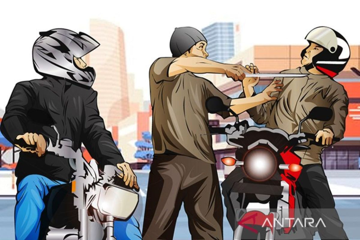 Yesterday's Crime Round-Up: 16 Mugging Suspects Arrested and PPSU Officer Stabbed