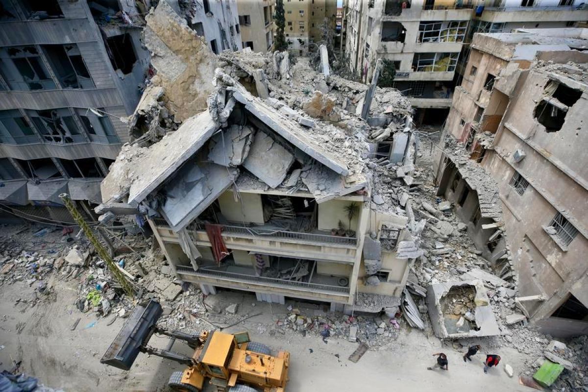 Israeli air strikes kill 29 in southern Lebanon