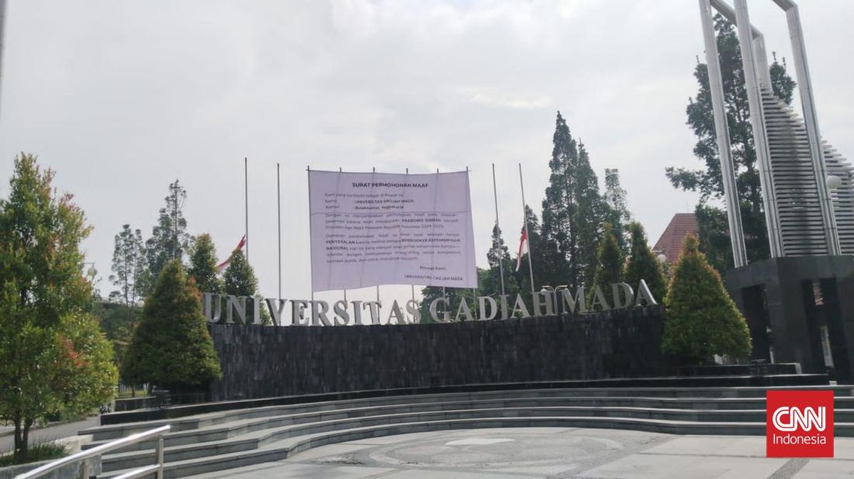 UGM Speaks Out as Large Banner Appears at the Entrance Gate