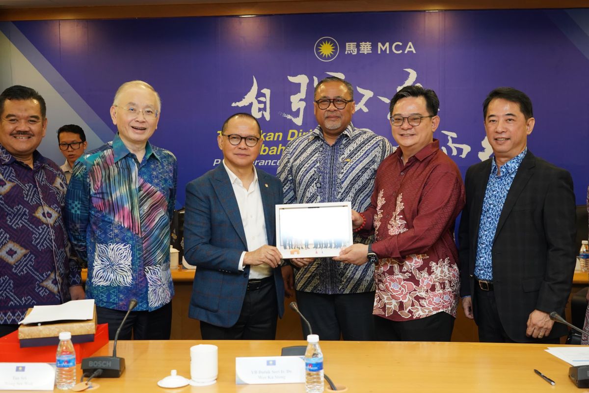 Minister of P2MI Expands Formal Employment Opportunities for Indonesian Migrant Workers in Malaysia