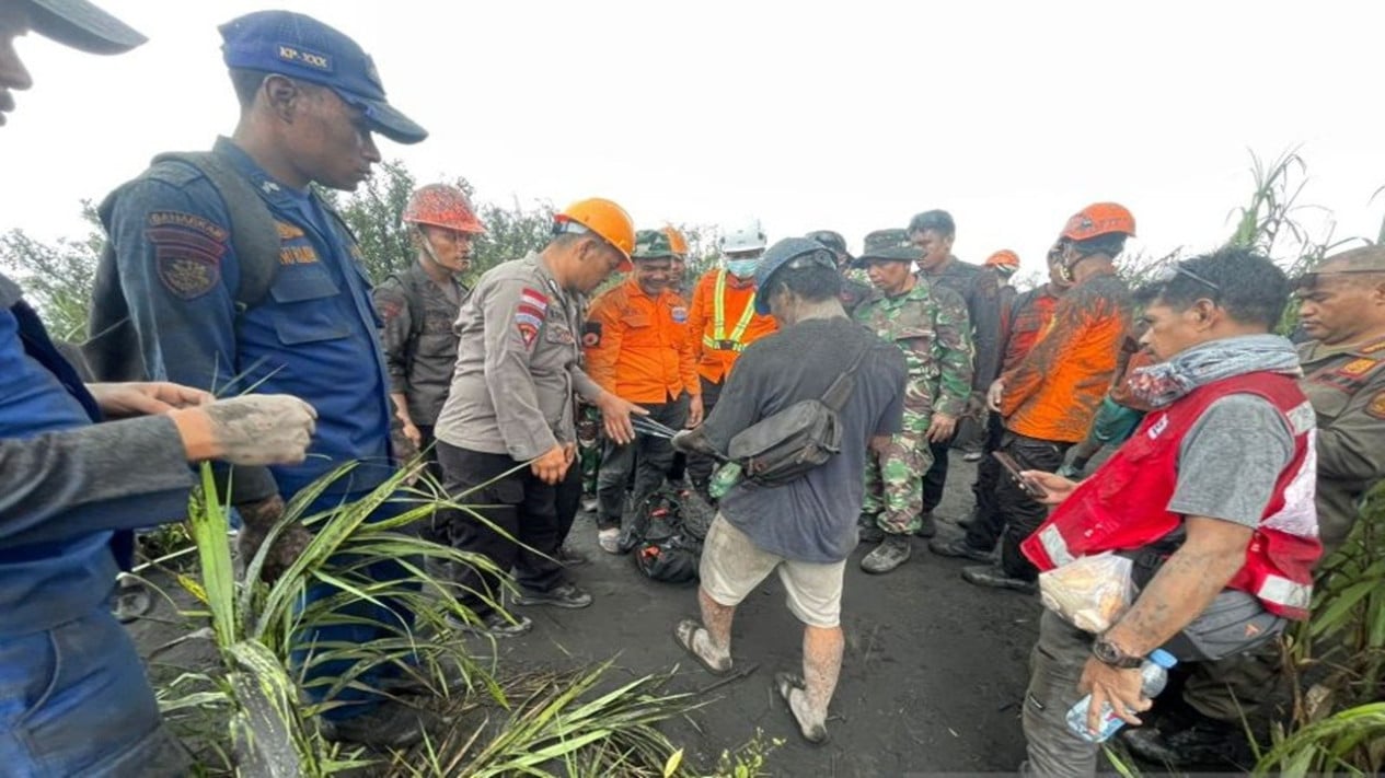 Open-trip to Mount Dukono Ends in Tragedy as Organiser Is Named a Suspect After Three Climbers Die