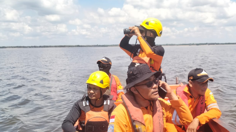 Rescue Team Finds Victim Who Fell from Pompong Boat in Rupat Strait, Dumai