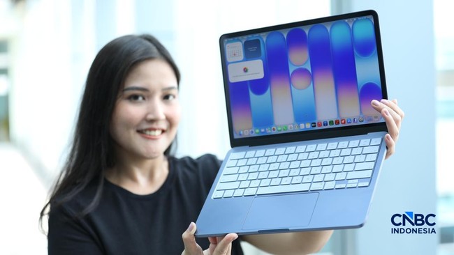 Unboxing the First MacBook Neo in Indonesia: What Do You Get for Rp 10 Million?